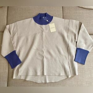entro Beige Pullover with Blue Trim